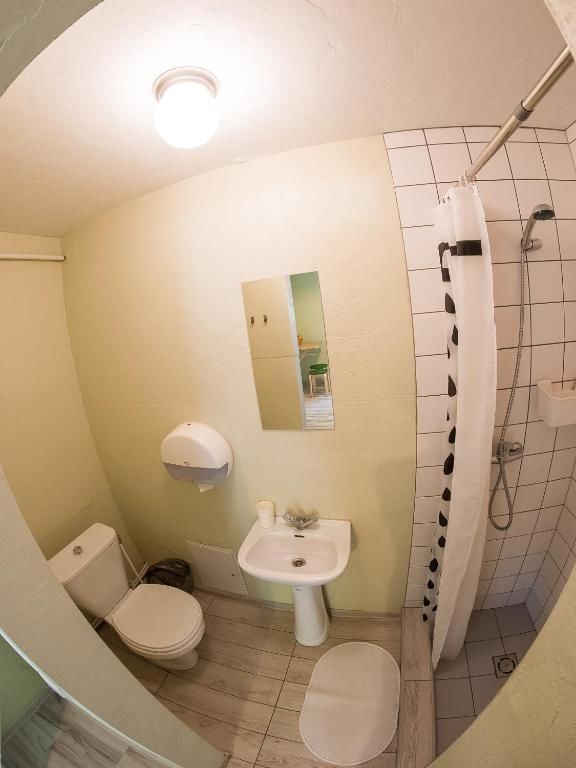 Хостелы Downtown Forest Hostel & Camping Вильнюс